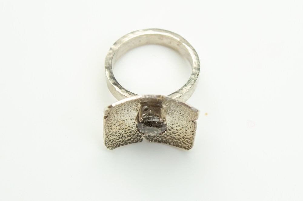 ring balck rutilated 5