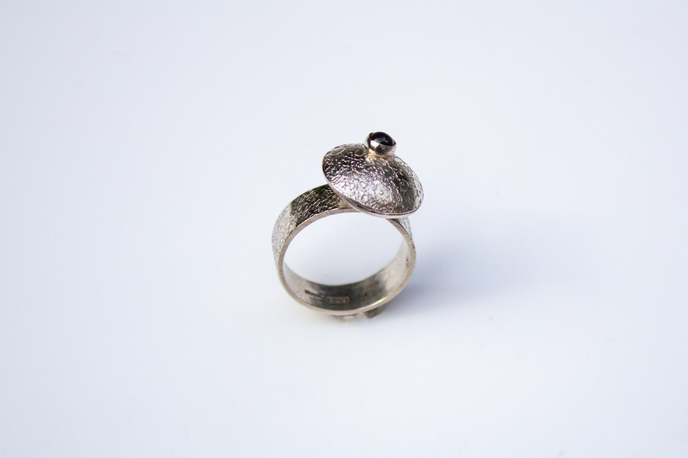 ring flying saucer 3