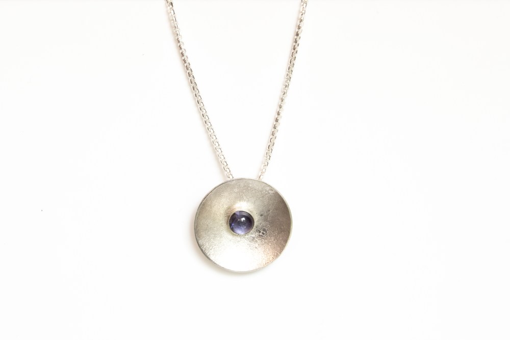pendant round moonscape iolite 1