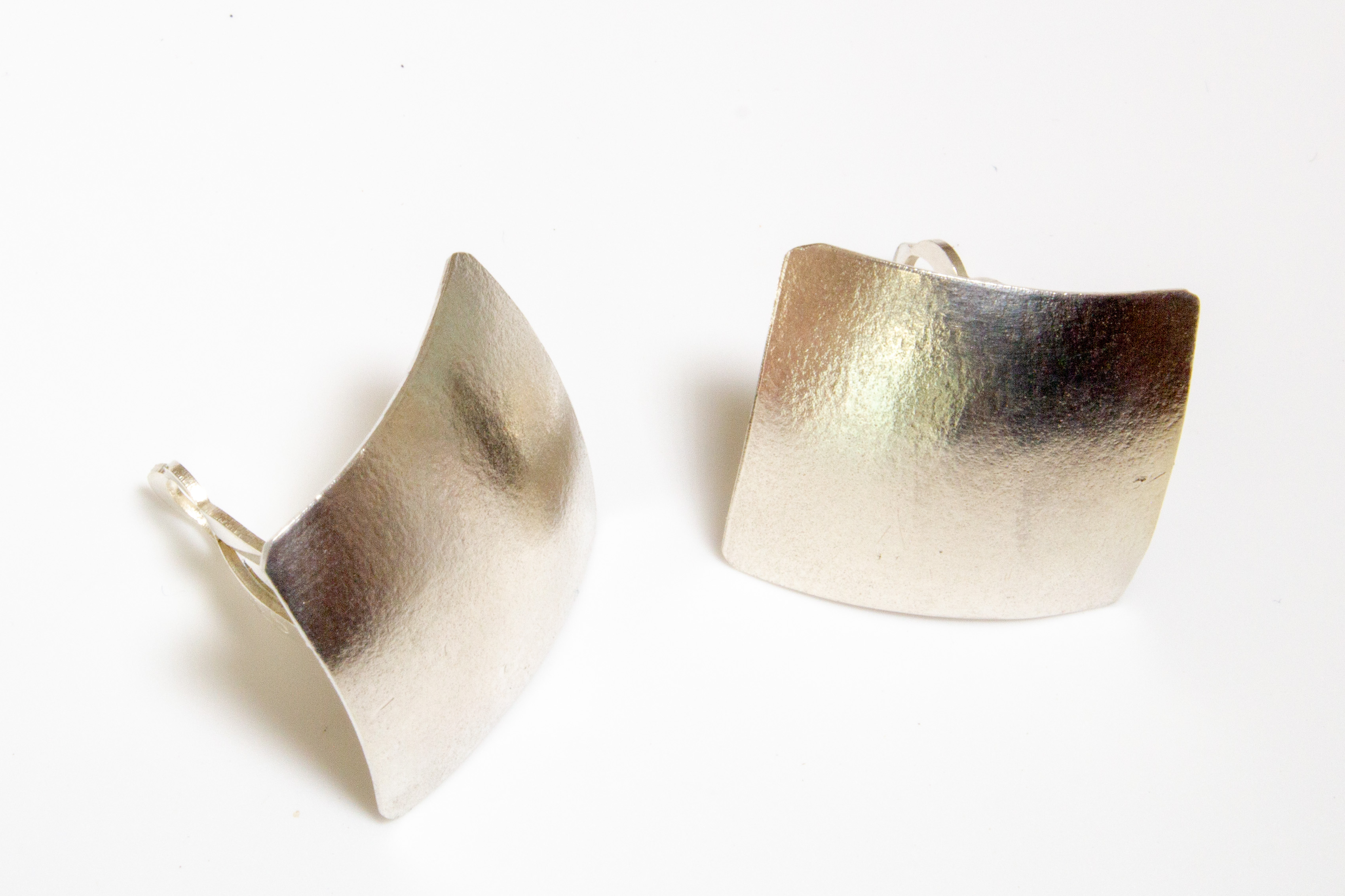 earrings square matt clip 1 side