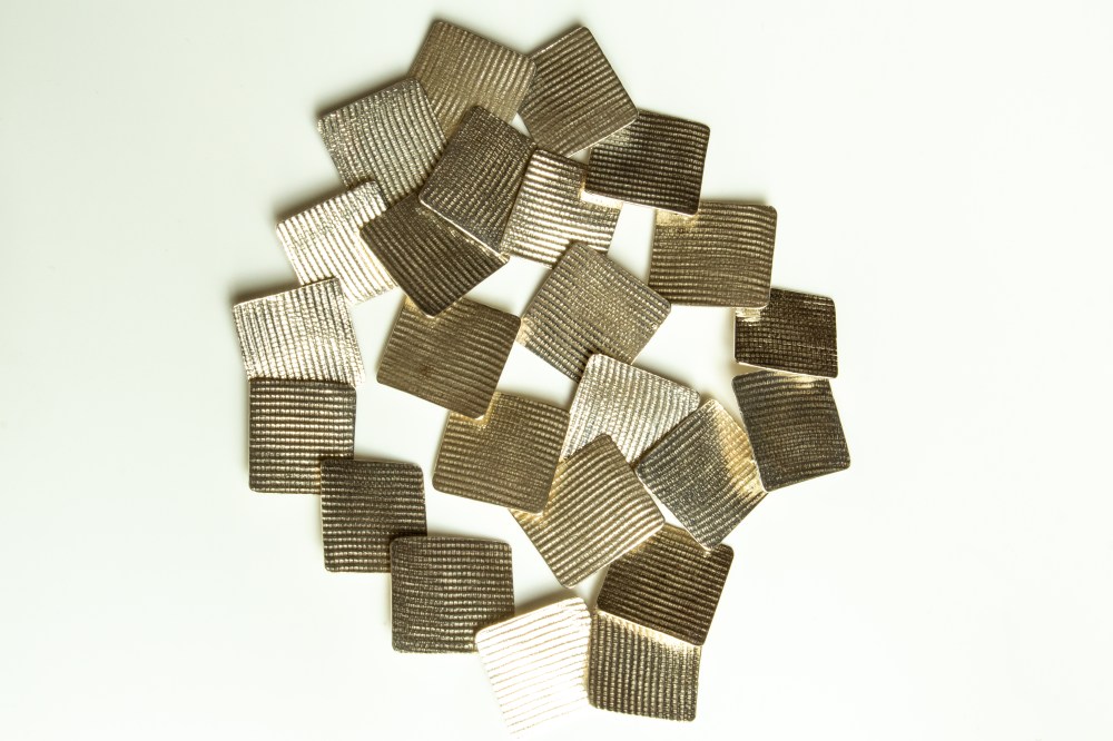 necklace square detail 3